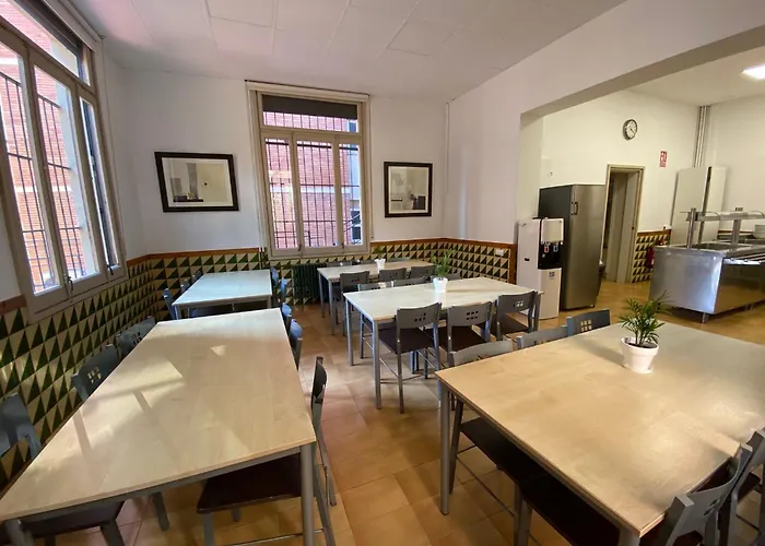 Leevin Student Barcelona